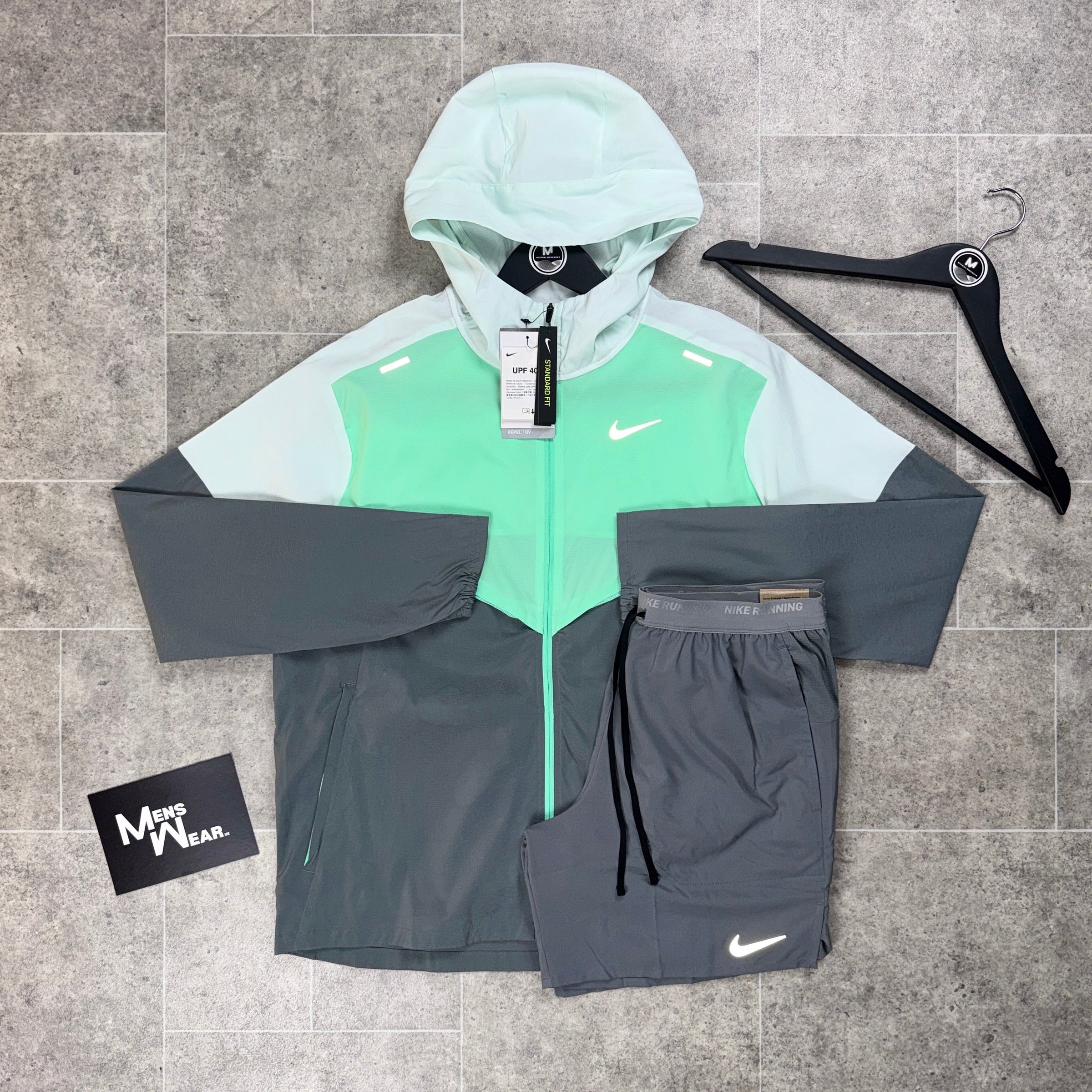 NIKE SETS