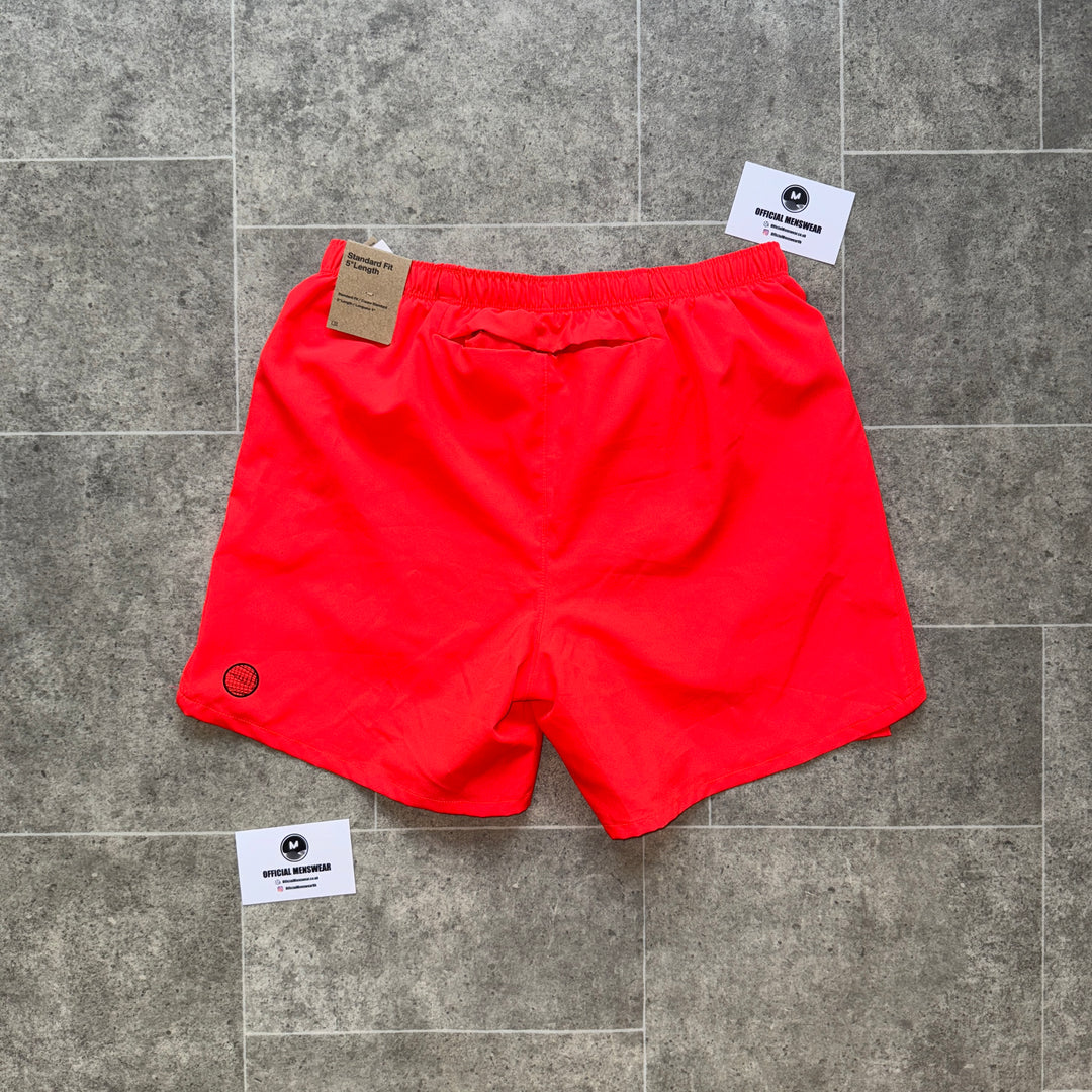 NIKE CHALLENGER SHORTS - CRIMSON RED