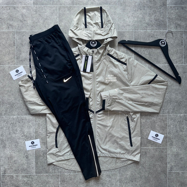 NIKE RUNNING DIVISION x PHENOM SET - SAND/BLACK