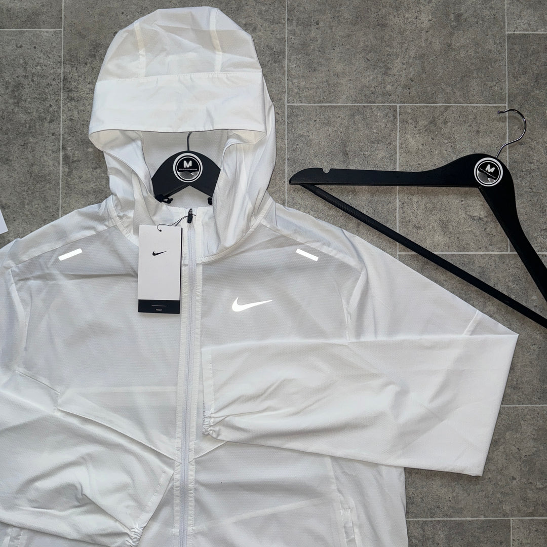 NIKE UV WINDBREAKER - WHITE