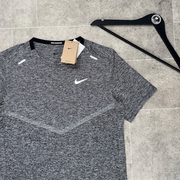 Nike Rise 365 T-Shirt - Black/Heather