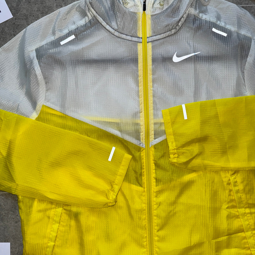 NIKE ‘RARE’ UV WINDBREAKER - STRIKE YELLOW