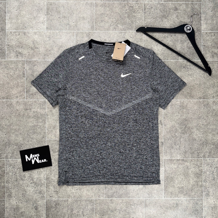 Nike Rise 365 T-Shirt - Black/Heather