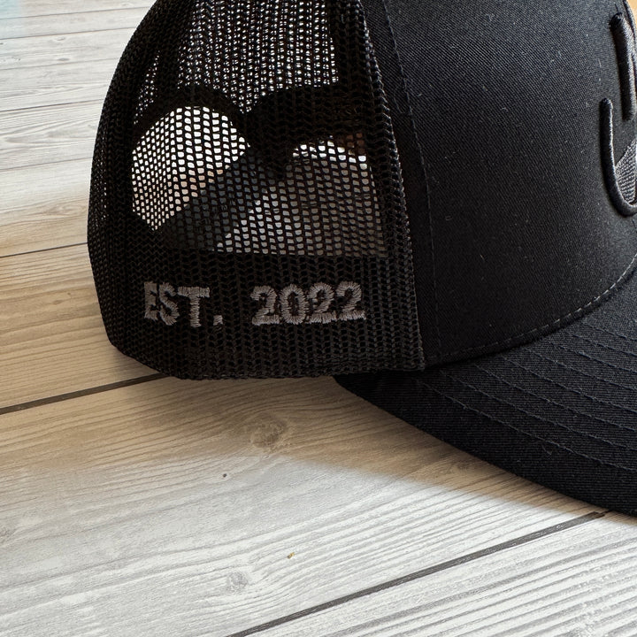 OFFICIAL MENSWEAR UK CAP - TRIPLE BLACK