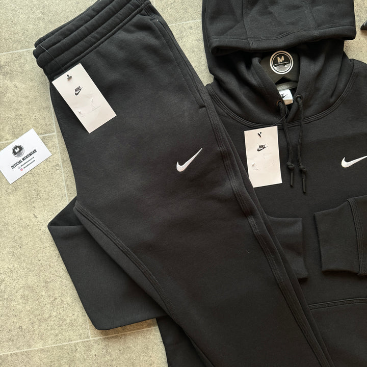 NIKE CLUB TRACKSUIT - BLACK