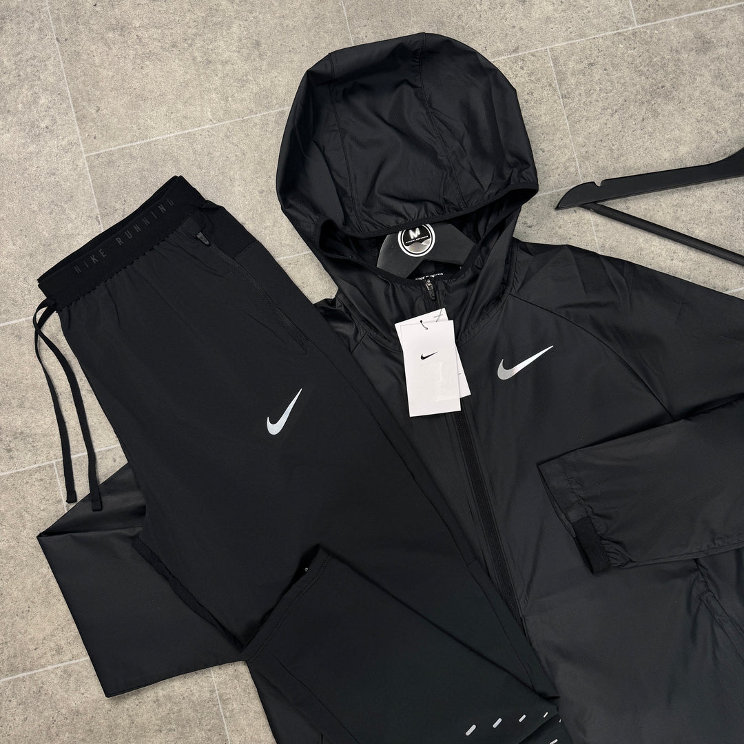 NIKE ESSENTIALS x WOVEN PHENOM SET - BLACK