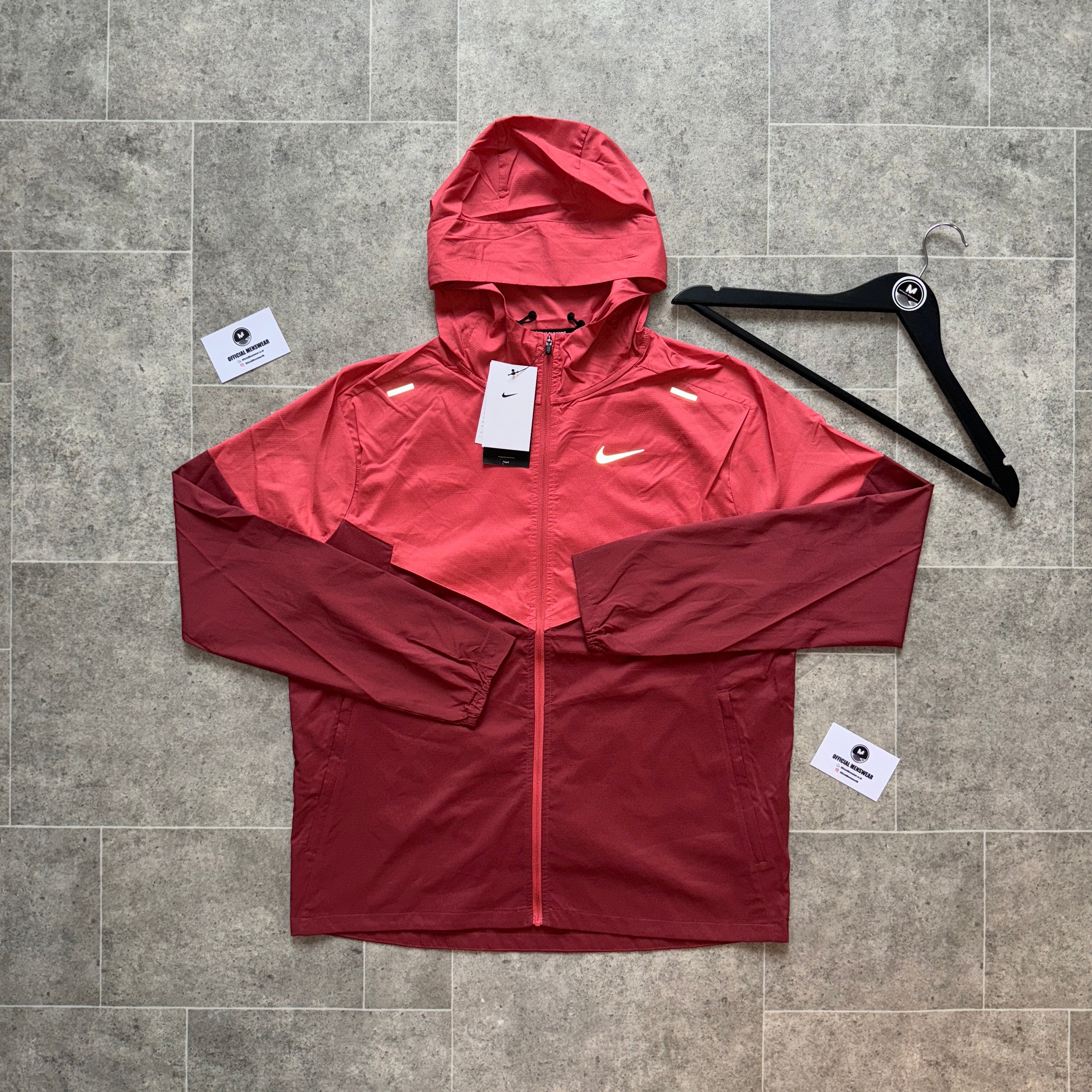 Nike windbreaker uk hotsell