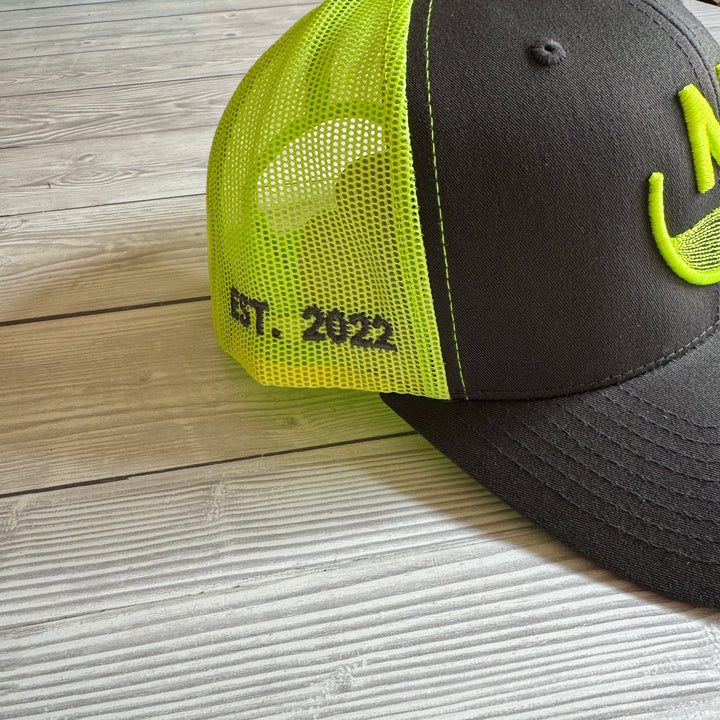 OFFICIAL MENSWEAR UK CAP - NEON/GREY