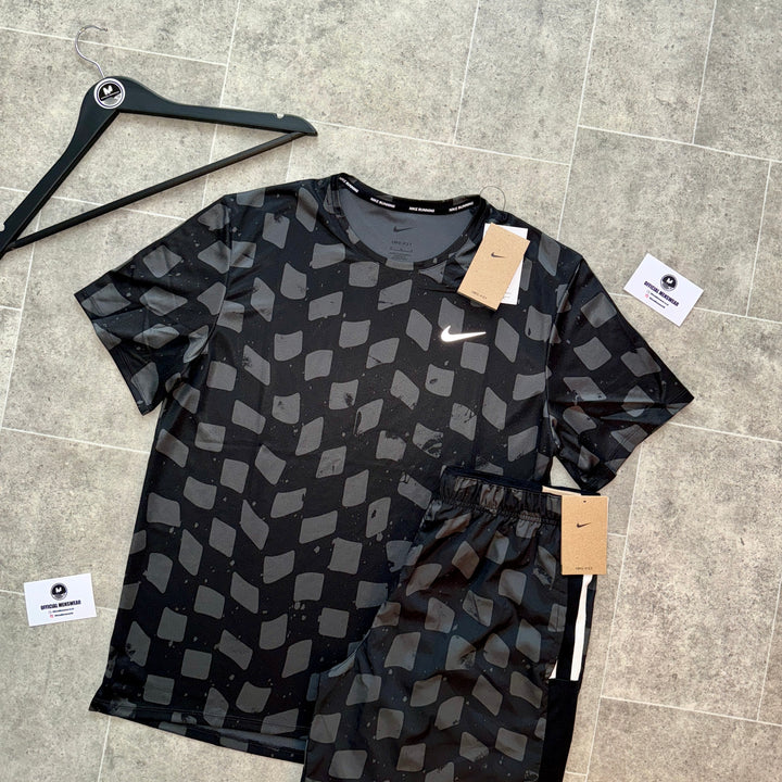 NIKE CHEQUERED SET - BLACK