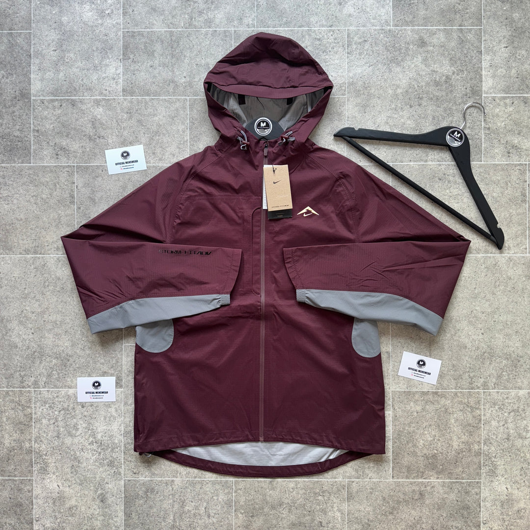 Nike ‘cosmic peaks’ storm fit ADV waterproof jacket set