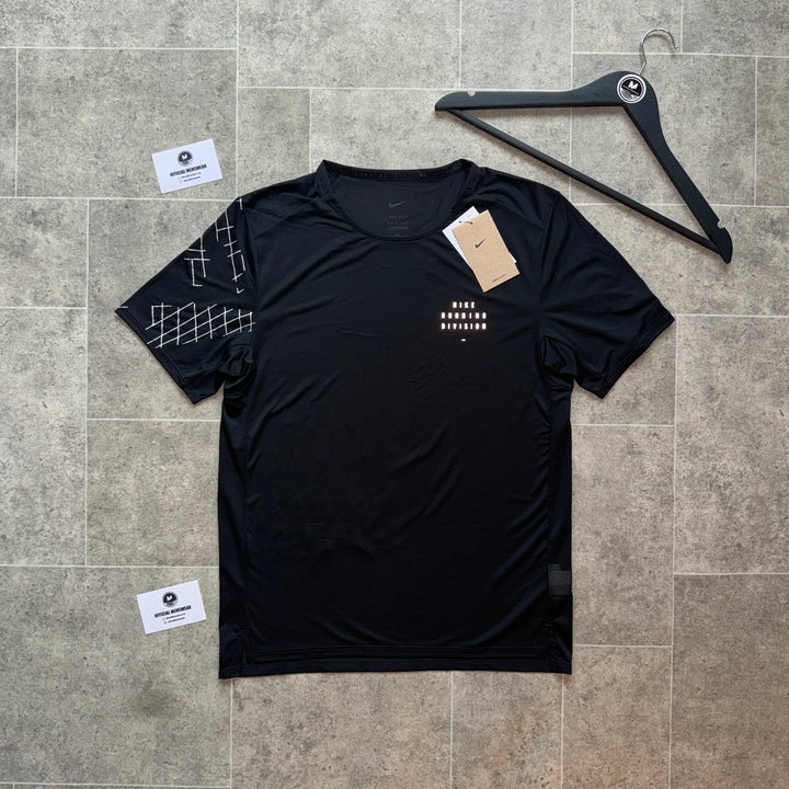 NIKE RUNNING DIVISION SCRIBBLE TOP - BLACK